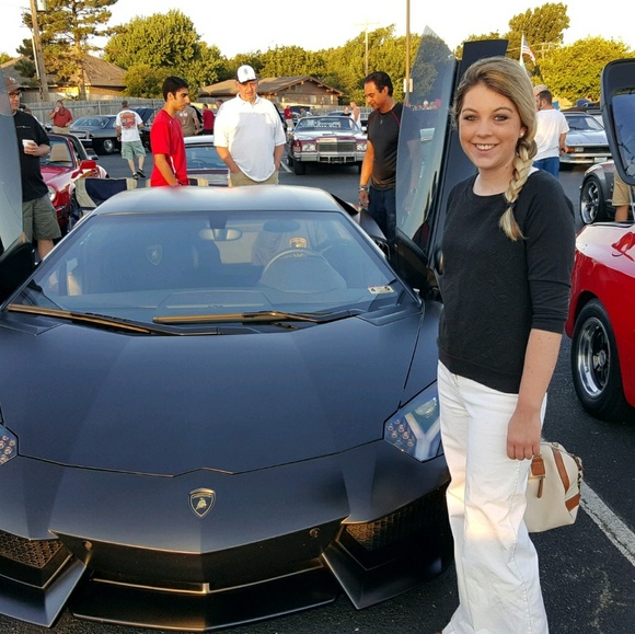 Meet your Posher, Kaylee - Picture 7 of 8